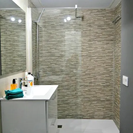 Sun 103 Wifi Free Lägenhet *